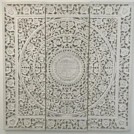 Cavour 221 - Central Station